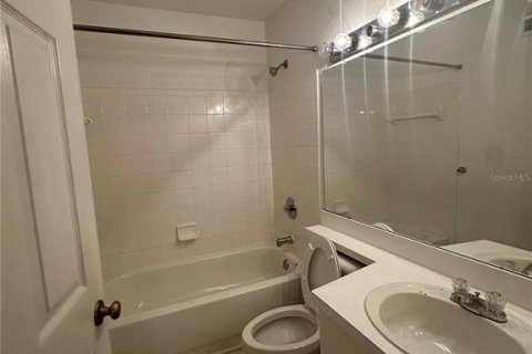 Condominio en alquiler en Sarasota, Florida, 2 dormitorios, 113.71 m2 № 1877149 - foto 10