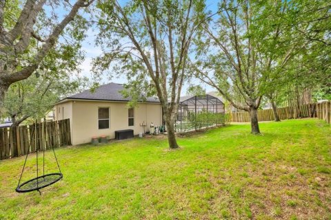 House in Apopka, Florida 5 bedrooms, 241.55 sq.m. № 1778667 - photo 25