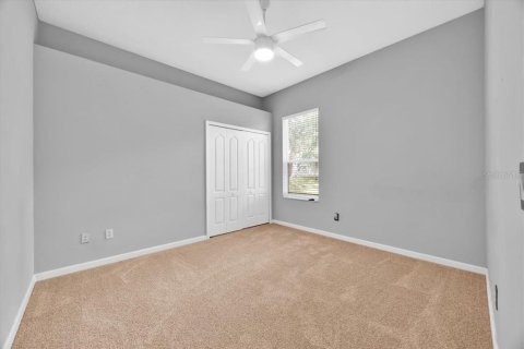 House in Apopka, Florida 5 bedrooms, 241.55 sq.m. № 1778667 - photo 14