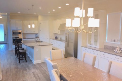 Villa ou maison à louer à Orlando, Floride: 4 chambres, 228.73 m2 № 2399109 - photo 4