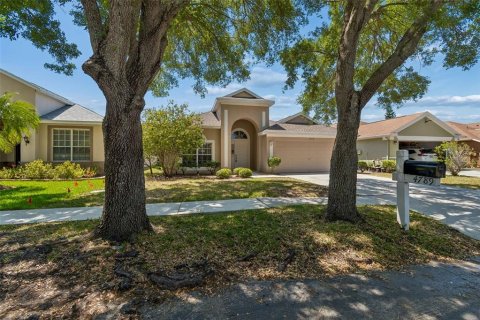 House in Tampa, Florida 3 bedrooms, 197.14 sq.m. № 2118861 - photo 3