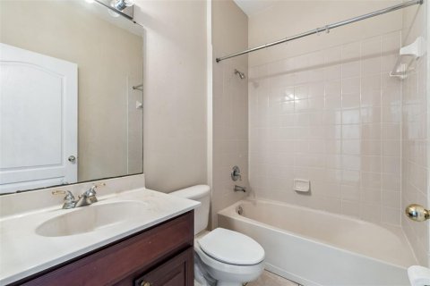 House in Tampa, Florida 3 bedrooms, 197.14 sq.m. № 2118861 - photo 27