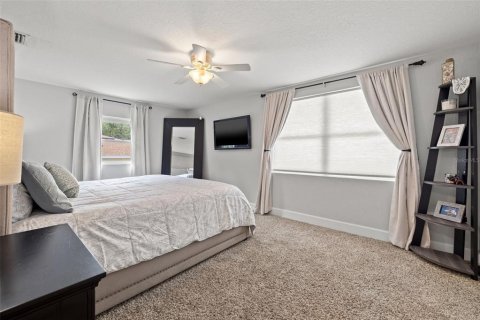 Commercial property in Seminole, Florida 3 bedrooms, 234.11 sq.m. № 1846678 - photo 24