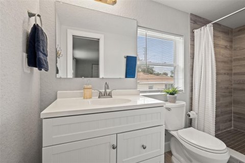 Commercial property in Seminole, Florida 3 bedrooms, 234.11 sq.m. № 1846678 - photo 28