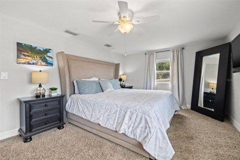 Commercial property in Seminole, Florida 3 bedrooms, 234.11 sq.m. № 1846678 - photo 25