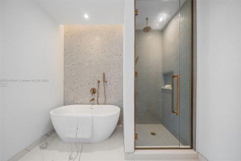 Condominio en venta en Miami, Florida, 2 dormitorios, 97.18 m2 № 1812235 - foto 10