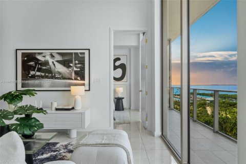 Condominio en venta en Miami, Florida, 2 dormitorios, 97.18 m2 № 1812235 - foto 16