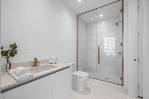 Condominio en venta en Miami, Florida, 2 dormitorios, 97.18 m2 № 1812235 - foto 15