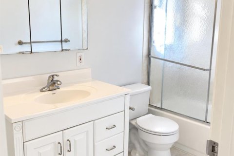 Touwnhouse à louer à Palm Springs, Floride: 2 chambres, 88.35 m2 № 2394756 - photo 8