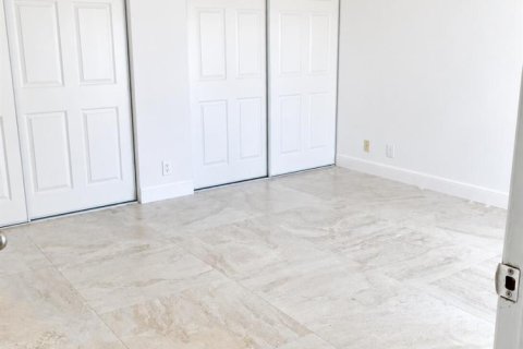 Touwnhouse à louer à Palm Springs, Floride: 2 chambres, 88.35 m2 № 2394756 - photo 10