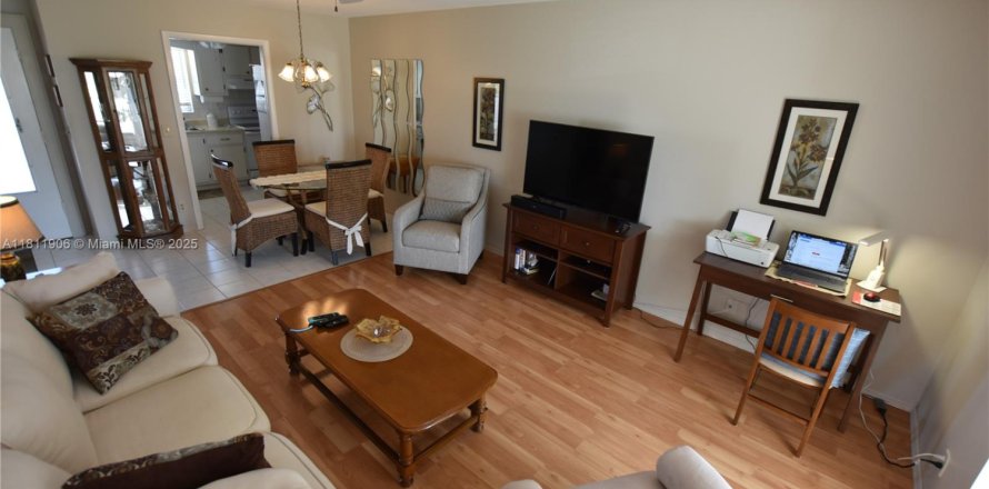 Condo in West Palm Beach, Florida, 1 bedroom  № 1869942