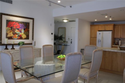 Condo in Key Biscayne, Florida, 2 bedrooms  № 2052724 - photo 4