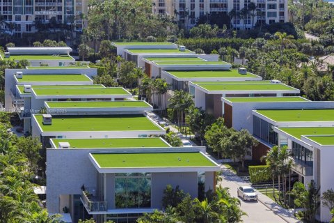 Condo in Key Biscayne, Florida, 2 bedrooms  № 2052724 - photo 22