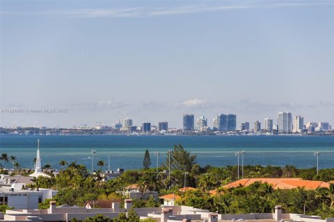 Condo in Key Biscayne, Florida, 2 bedrooms  № 2052724 - photo 19