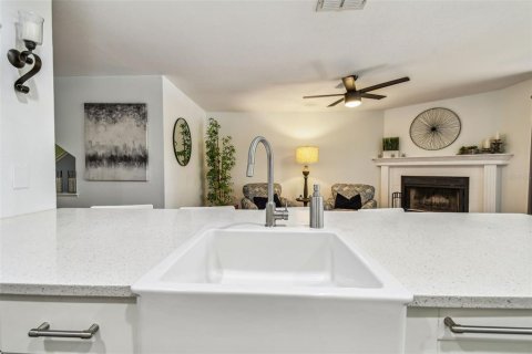 Touwnhouse à vendre à Dunedin, Floride: 3 chambres, 201.23 m2 № 1782666 - photo 18