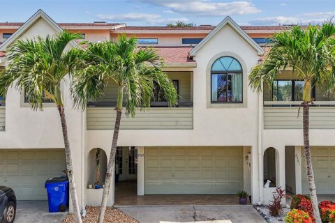 Touwnhouse à vendre à Dunedin, Floride: 3 chambres, 201.23 m2 № 1782666 - photo 5