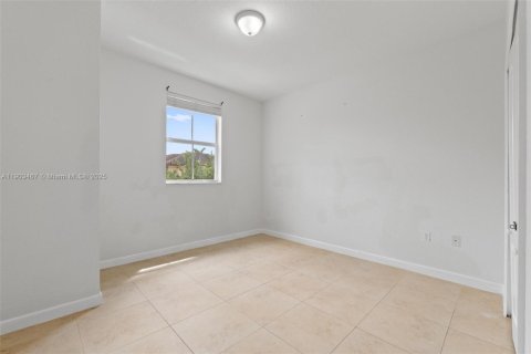 Villa ou maison à louer à Doral, Floride: 5 chambres, 221.01 m2 № 1956585 - photo 29