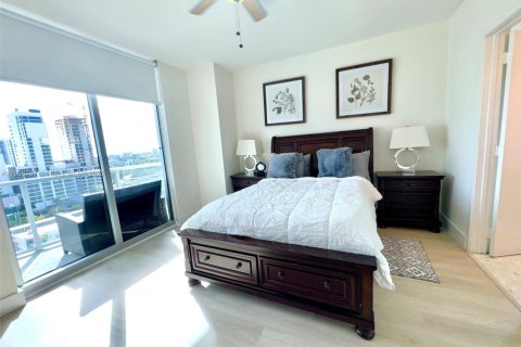 Condominio en alquiler en Miami, Florida, 2 dormitorios, 112.6 m2 № 1964645 - foto 14