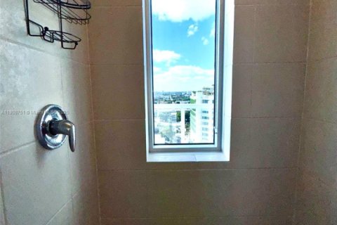 Condominio en alquiler en Miami, Florida, 2 dormitorios, 112.6 m2 № 1964645 - foto 26