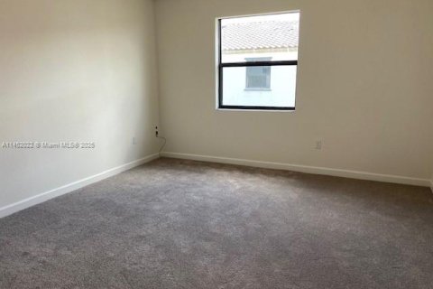Townhouse in Miami, Florida 3 bedrooms, 169.83 sq.m. № 1729852 - photo 9