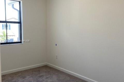 Townhouse in Miami, Florida 3 bedrooms, 169.83 sq.m. № 1729852 - photo 12