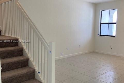 Townhouse in Miami, Florida 3 bedrooms, 169.83 sq.m. № 1729852 - photo 7