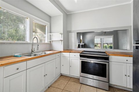 Commercial property in Orlando, Florida 120.68 sq.m. № 1279553 - photo 27
