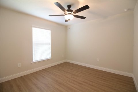 House in Lakeland, Florida 3 bedrooms, 137.87 sq.m. № 2218077 - photo 23