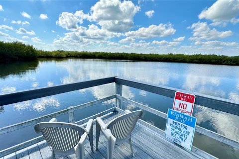 Condo in New Smyrna Beach, Florida, 2 bedrooms  № 1533190 - photo 17