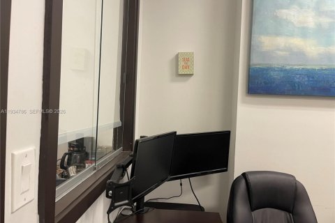 Immobilier commercial à vendre à Coral Gables, Floride № 1993331 - photo 11