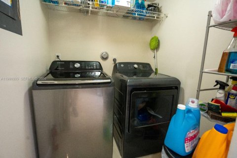 Купить кондоминиум в Майами, Флорида 3 спальни, 144м2, № 2050612 - фото 21