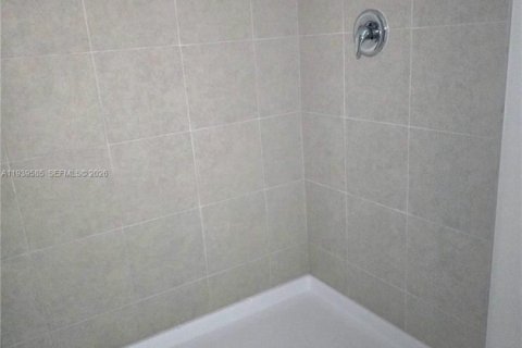 Villa ou maison à louer à Port St. Lucie, Floride: 4 chambres № 1998139 - photo 22