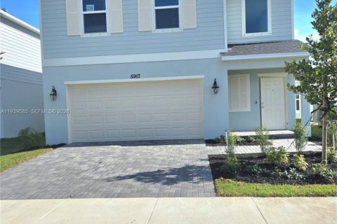 Villa ou maison à louer à Port St. Lucie, Floride: 4 chambres № 1998139 - photo 2