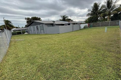 Купить таунхаус в Майами, Флорида 3 спальни, 117.06м2, № 1976153 - фото 5