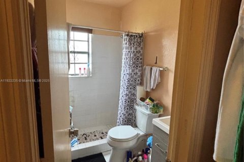 Купить таунхаус в Майами, Флорида 3 спальни, 117.06м2, № 1976153 - фото 9