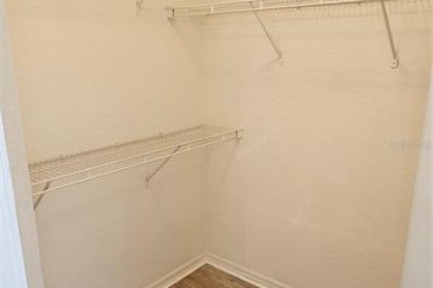 Copropriété à louer à Sarasota, Floride: 2 chambres, 103.31 m2 № 2117895 - photo 9