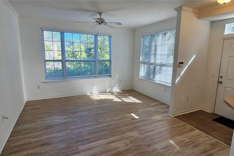 Copropriété à louer à Sarasota, Floride: 2 chambres, 103.31 m2 № 2117895 - photo 5