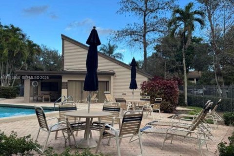 Copropriété à vendre à Coconut Creek, Floride: 2 chambres, 106.84 m2 № 1995270 - photo 11