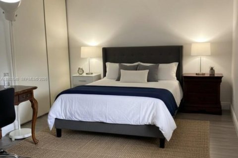 Condo in Coconut Creek, Florida, 2 bedrooms  № 1995270 - photo 4