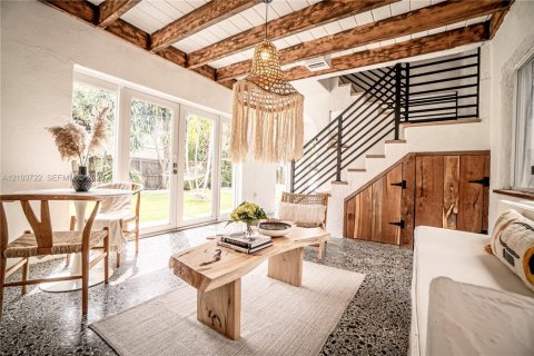 Immobilier commercial à vendre à Fort Lauderdale, Floride: 141.68 m2 № 2423391 - photo 9