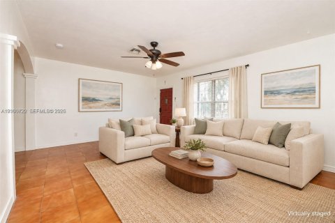 Immobilier commercial à vendre à Fort Lauderdale, Floride: 141.68 m2 № 2423391 - photo 20