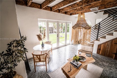 Immobilier commercial à vendre à Fort Lauderdale, Floride: 141.68 m2 № 2423391 - photo 5