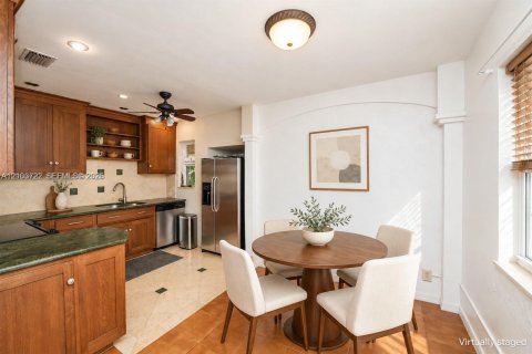 Immobilier commercial à vendre à Fort Lauderdale, Floride: 141.68 m2 № 2423391 - photo 22