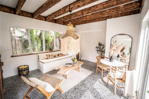 Immobilier commercial à vendre à Fort Lauderdale, Floride: 141.68 m2 № 2423391 - photo 4