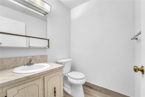 Condominio en venta en Delray Beach, Florida, 1 dormitorio, 99.22 m2 № 1957649 - foto 17