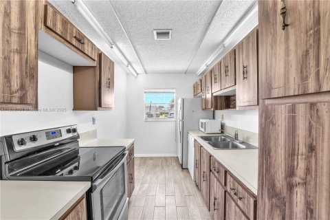 Condominio en venta en Delray Beach, Florida, 1 dormitorio, 99.22 m2 № 1957649 - foto 19