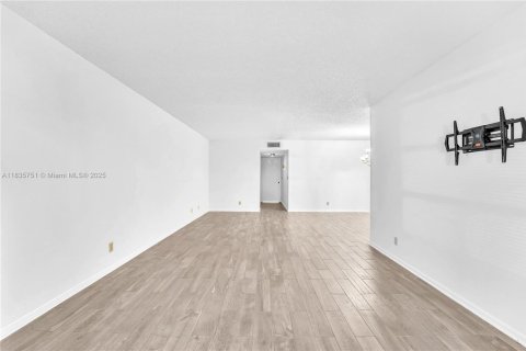 Condominio en venta en Delray Beach, Florida, 1 dormitorio, 99.22 m2 № 1957649 - foto 5