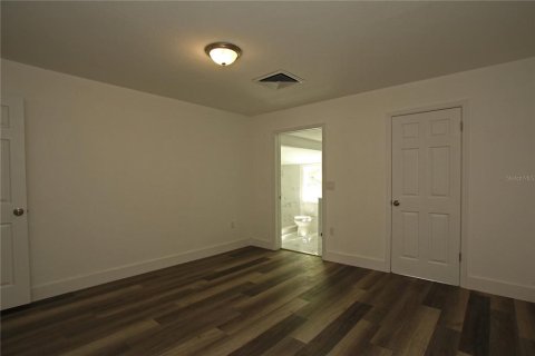 House in Mulberry, Florida 3 bedrooms, 123.93 sq.m. № 1870348 - photo 16