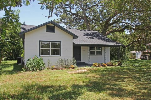 House in Mulberry, Florida 3 bedrooms, 123.93 sq.m. № 1870348 - photo 2