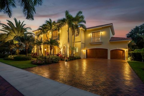 Villa ou maison à North Palm Beach, Floride 4 chambres, 371.61 m2 № 2374622